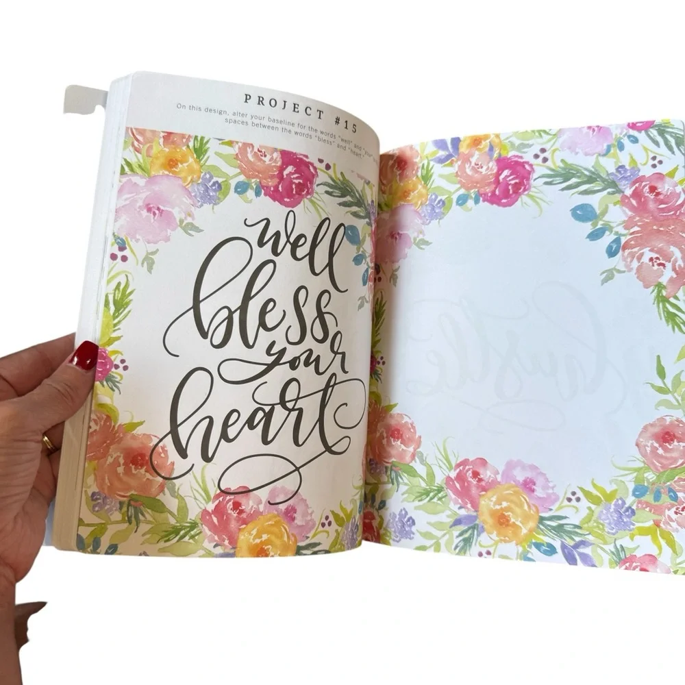 Floral‎ Calligraphy Guide Book